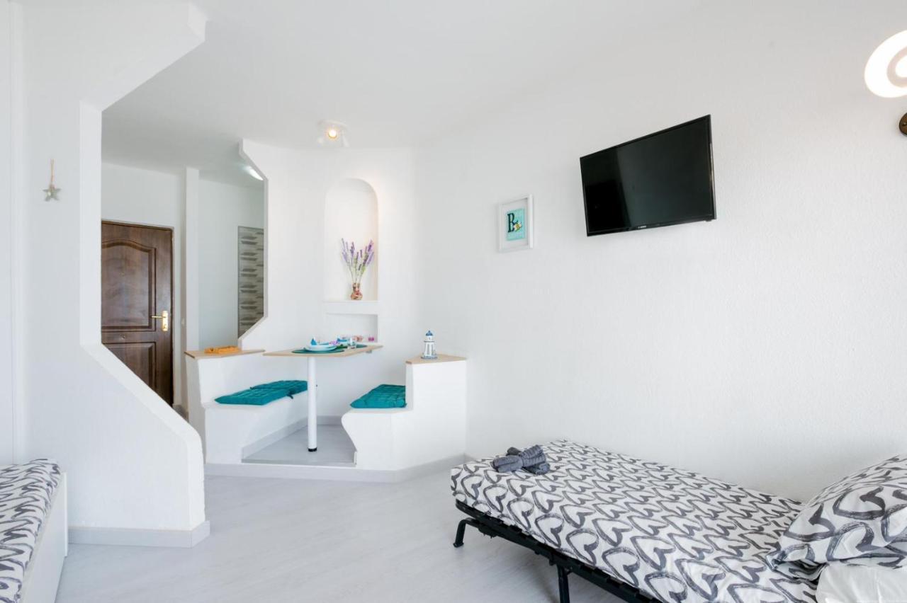 Holiday Studio With Pool Costa Adeje  Exterior photo